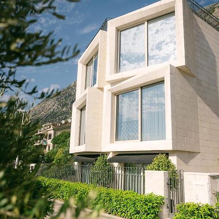 Corso Levante Luxury Suites Dobrota Kotor Luaran gambar