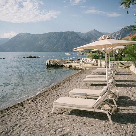 Corso Levante Luxury Suites Dobrota Kotor Luaran gambar