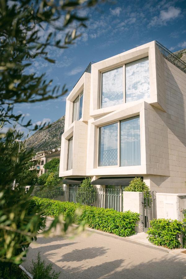 Corso Levante Luxury Suites Dobrota Kotor Luaran gambar