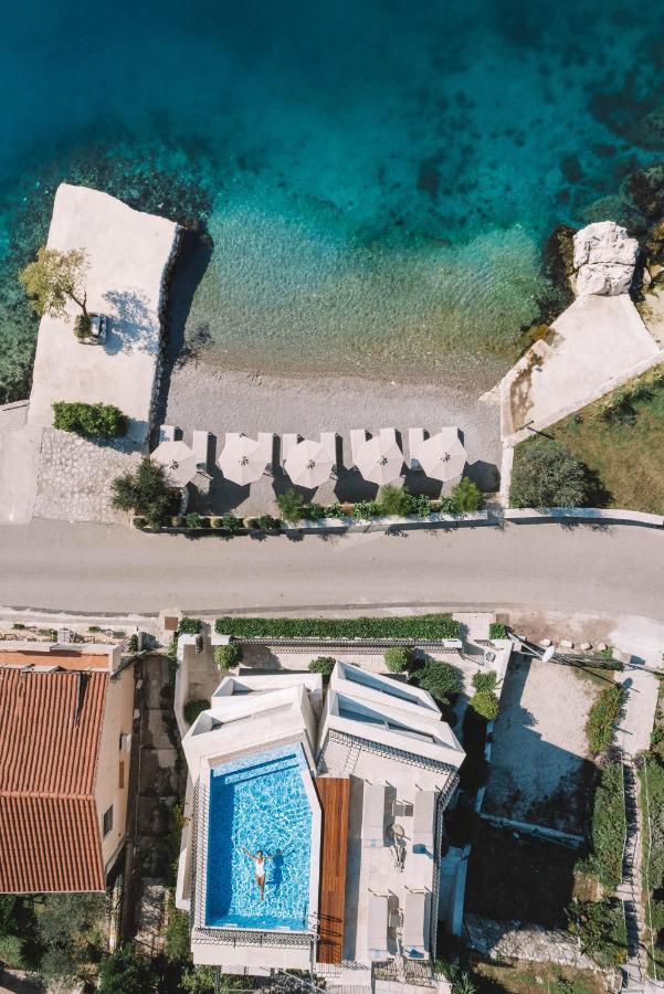 Corso Levante Luxury Suites Dobrota Kotor Luaran gambar