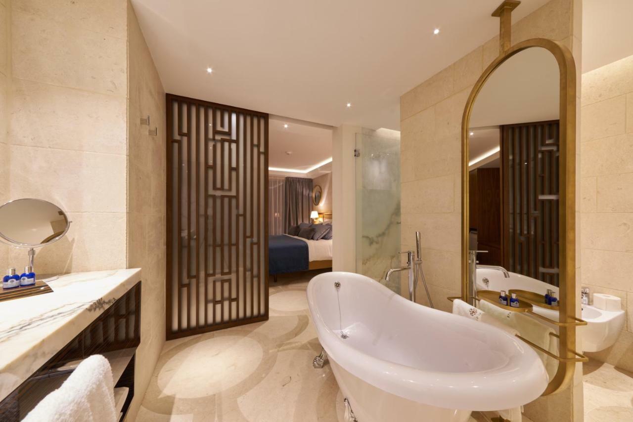 Corso Levante Luxury Suites Dobrota Kotor Luaran gambar