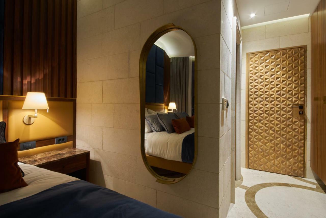 Corso Levante Luxury Suites Dobrota Kotor Luaran gambar